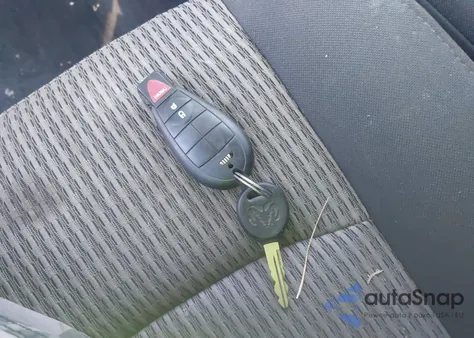 2010 Dodge Ram 1500 Slt/Sport/Trx z USA, uszkodzony, nr VIN 1D7RV1GP3AS128259